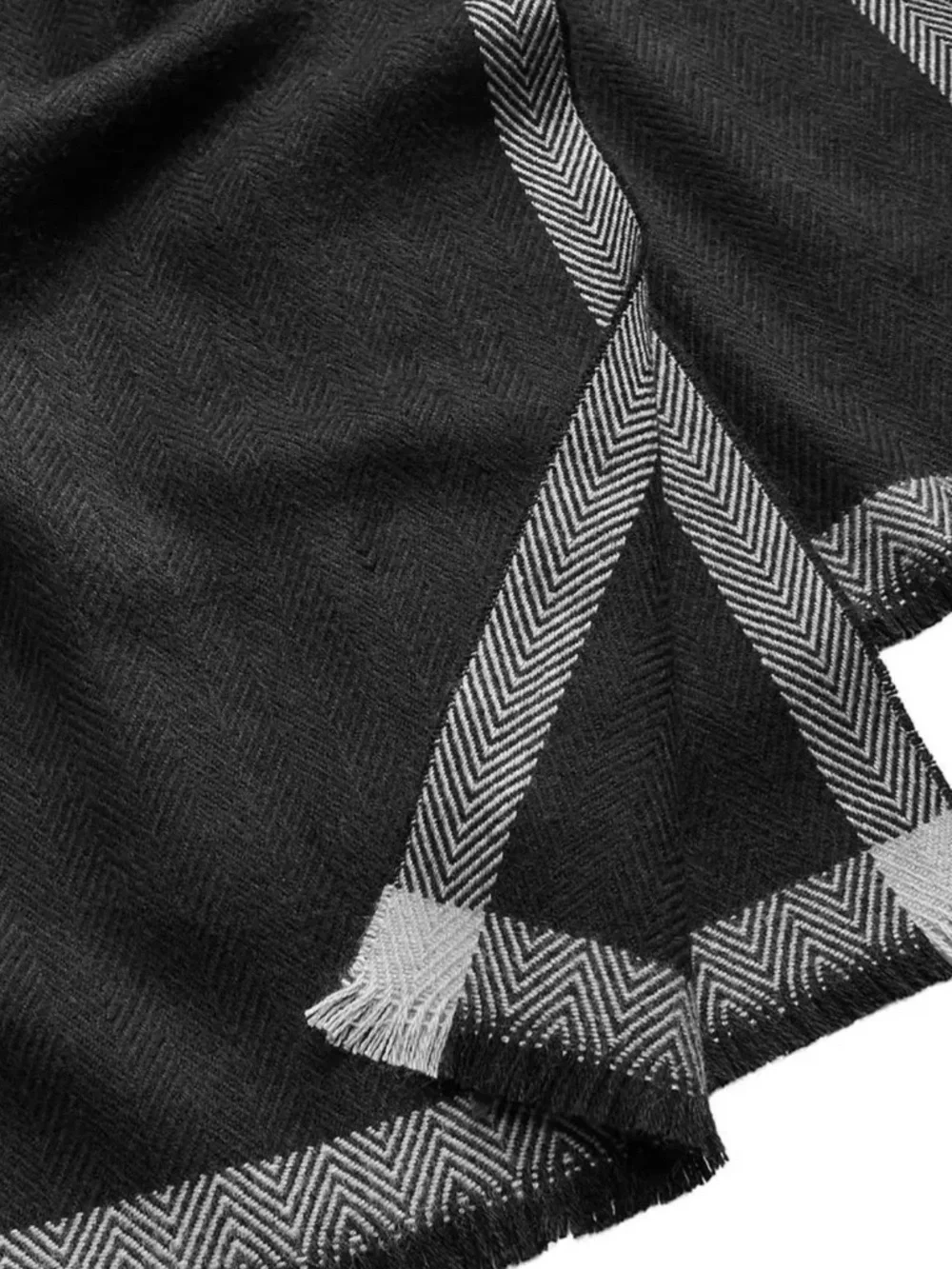 Alfani Men’s Herringbone Scarf